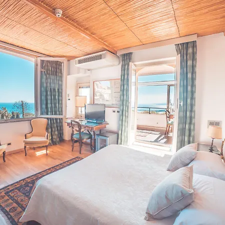 Paradiso Ταορμίνα