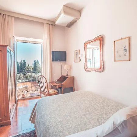 Paradiso Ταορμίνα