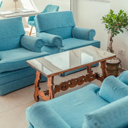 Paradiso Ξενοδοχείο 4*