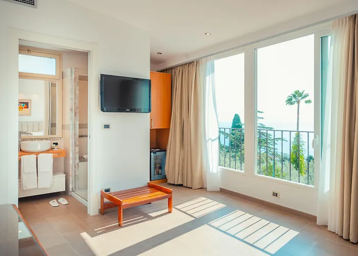 Hotel Paradiso