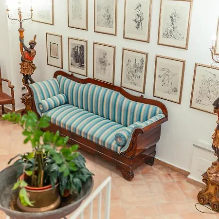 Paradiso Hotel 4*