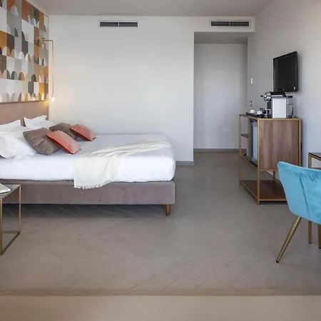 Hotel Paradiso