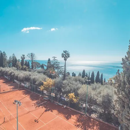 Paradiso מלון טאורמינה