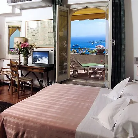 Paradiso Hotel