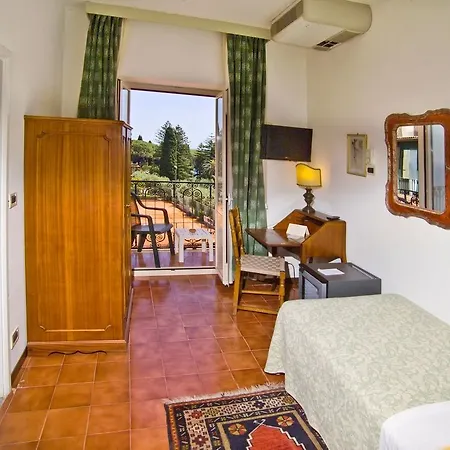 Paradiso Hotel