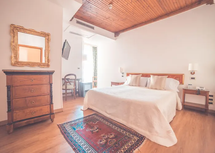 Отель Paradiso 4*