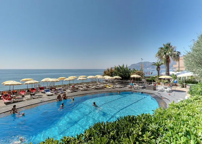 Paradiso Отель 4*
